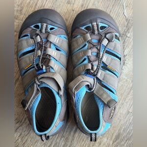 KEEN Kids' Newport blue and gray Water/hiking Sandal - size 3